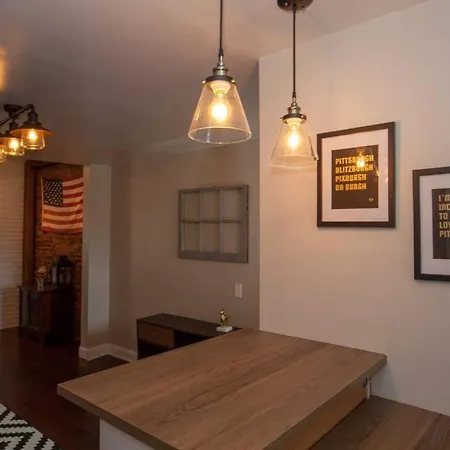 Great For Exploring * Stylish Loft Like Living Apartment Pittsburgh Exterior photo