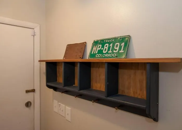 Great For Exploring * Stylish Loft Like Living